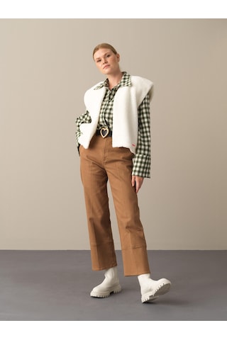 Xint Ekru Oversize Dik Yaka Kuzu Yelek 400517 Kırık Beyaz