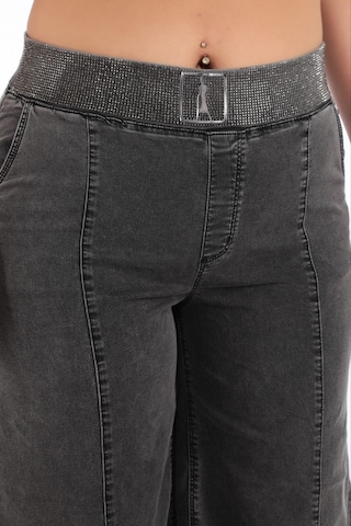 Büyük Beden Denim Taşlı Bol Paça Detaylı Kadın Pantolon Siyah