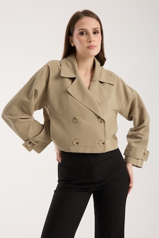 Bolivente Açık Haki Kruvaze Crop Trençkot