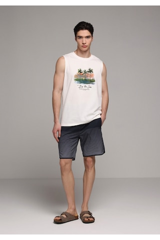 Colin's Colins Slim Fit Baskılı Erkek Lacivert Deniz Şortu Cl1081317 Q1.v1 Nav