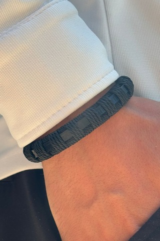 El İşçiliği İle Üretilmiş Hakiki Deri Erkek Bileklik Siyah