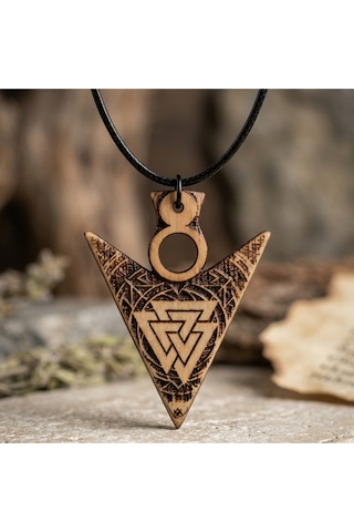 Valknut Sembollü Üçgen Ok Ucu Ahşap Kolye İskandinav Viking Huş Ağacı Unisex Madalyon Kahverengi