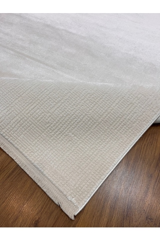 Viskon Şıklığı Krem Renkli Modern Makina Halısı 160x230 Krem