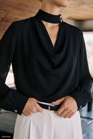 Sateen Degaje Yaka Bluz - Siyah-137961