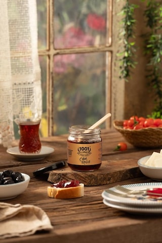 1001 Çiftliği El Yapımı Doğal Çilek Reçeli 200gr