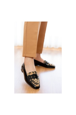 Fava Leopar Siyah Rugan 1 Cm Topuklu Küt Burunlu Burun Babet Leopar - Siyah