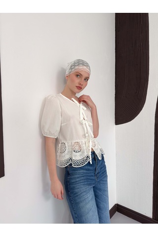 Verymoda Önden Bağlamalı Brode Bluz D2800 Krem