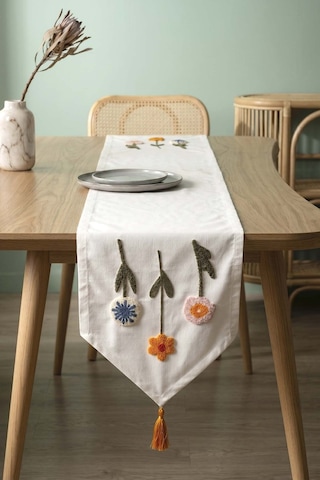 Renkli Kır Çiçekleri Punch İşlemeli Runner 35x140 Cm Çok Renkli