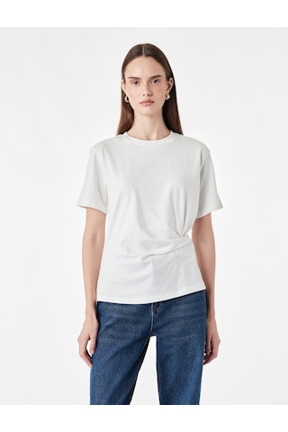 Koton Regular Fit Kısa Kollu Bisiklet Yaka Drape Detaylı Pamuklu Basic Tişört Ekru 7wak50149ek