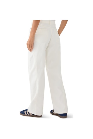 Outland Denim Şık Ve Sürdürülebilir Mid - Rise Kot Pantolon Beyaz