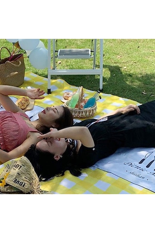 Maiyame Nordik Desenli Kalın Oxford Kumaşlı Katlanabilir, Taşınabilir, Islaklığa Dayanıklı Dış Mekan Piknik Battaniyesi Sarı 150x200 Cm Çok Renkli