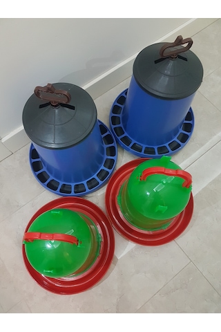 2 Adet Tavuk 15 Kg Yemlik 2 Adet 10 Lt  Suluk