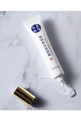 Bioaqua Leke ve Çil Karşıtı Niacinamide İçerikli Cilt Bakım Kremi 20 G