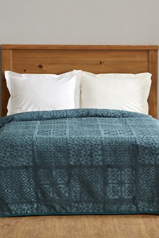 Karaca Home Blair Çift Kişilik Embos Battaniye Petrol 200x220 CM Petrol Yeşili