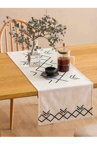 Siyah Desenli Runner 45x150 Cm