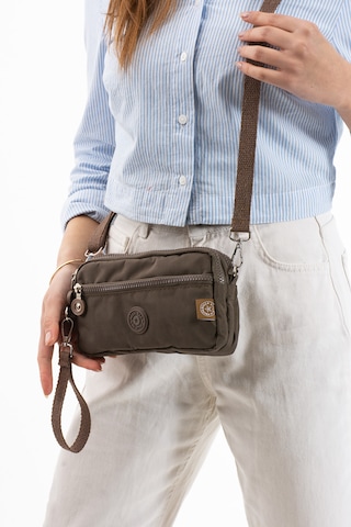 Nemo Bags Vizon Unisex Cüzdan, 4 Gözlü, Telefonluk, Crinkle Kumaş, Çapraz Askılı Omuz Çantası, 20x12cm Vizon - Kahverengi