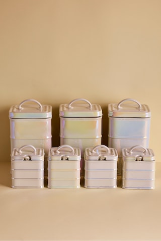 Bianca Pearl 7'li Porselen İnci Sedefli Kulplu Kapaklı Kare Form Baharatlık Takımı Beyaz Beyaz