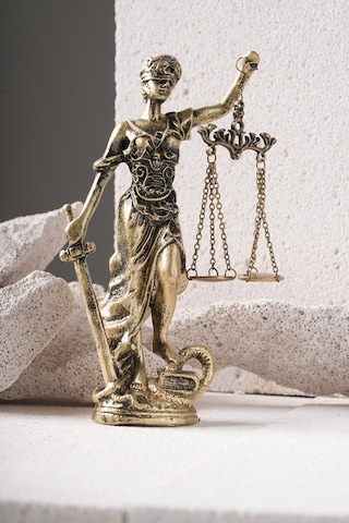 Adalet Kadın Heykeli Themis Terazili Heykel Biblo