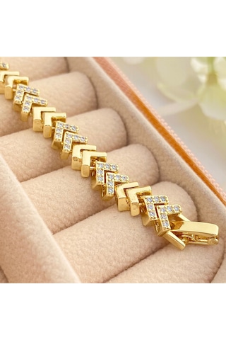 Kadın Bileklik V Model Bileklik Taşlı Vip Seri 14ayar Gold 19 Cm Gold