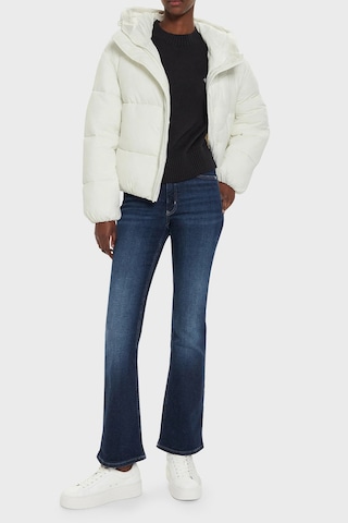 Calvin Klein Kadın Mont J20j224112 Ybı Beyaz