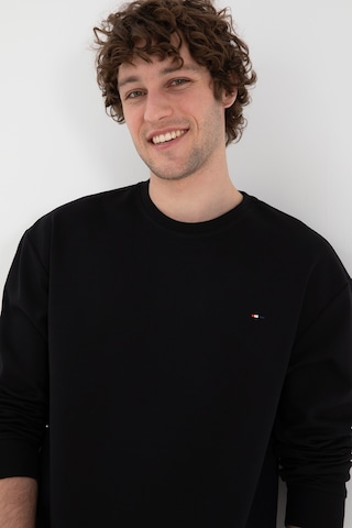 U.S. Polo Assn. Erkek Comfort Fit Bisiklet Yaka Siyah İnce Sweatshirt 50309858-VR046