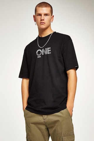 One T-shirt - Siyah Baskılı Oversize Bisiklet Yaka Kısa Kol Tişört Siyah