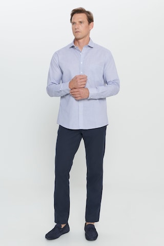 AC&Co / Altınyıldız Classics Erkek Beyaz Mavı Slim Fit Dar Kesim Klasik Yaka Pamuklu Armürlü Gömlek Beyaz Mavı