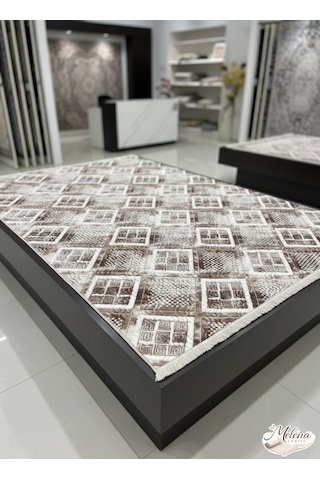 Konak Halı Modern Salon Halısı Kahve Krem Geometrik Kare Desenli Emboss Saçaklı Kahverengi