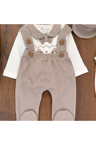 Araba Desenli Papyonlu 10 Parça Erkek Bebek Hastane Çıkışı Kutulu %100 Pamuk Kahverengi