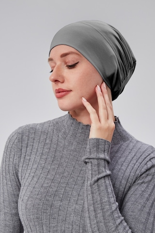 Kadın Tesettür Hazır Pratik Geçmeli Bone Lastikli Kaymaz Füme Füme