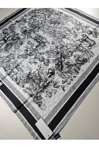 Miorel Scarfs Safari Tema Çift Taraflı Vual İpek Eşarp Silk Scarf Hijab Aksesuar Fular Cd Desen Siyah
