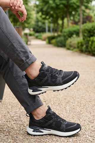 In Step Rover-x Serisi: Siyah Erkek Günlük Şehir Ve Outdoor Spor Ayakkabı