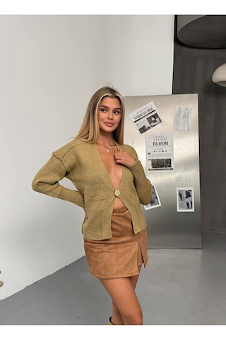 Kechi Woman Gold Aksesuarlı Tek Düğme Triko Hırka Haki