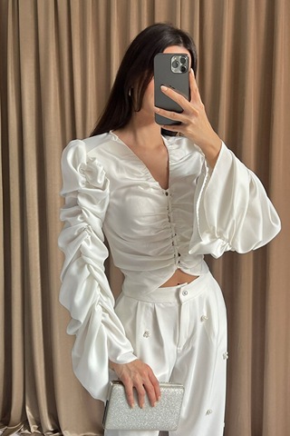 Klex Büzgü Detaylı Drapeli Saten Uzun Kollu Kadın Crop Bluz-beyaz - S Beyaz