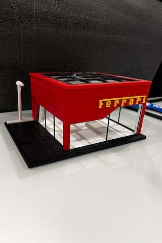 Ferrari Showroom Tasarımlı Dekoratif Diorama 1:64