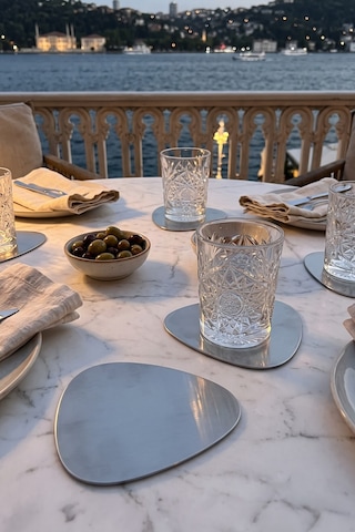 Dizör Sassi Çakıl Formlu Bardak Altlığı 6'lı Set 304 Paslanmaz Çelik, Keçe Tabanlı, Numaralı Gümüş