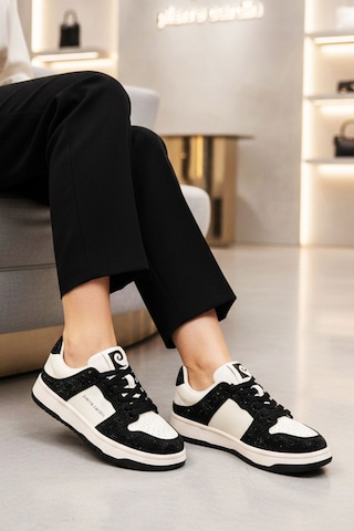 Pierre Cardin Siyah Beyaz Bağcıklı Taş İşlemeli Hafif Kadın Sneaker Pcı-11505 G Siyah-Beyaz