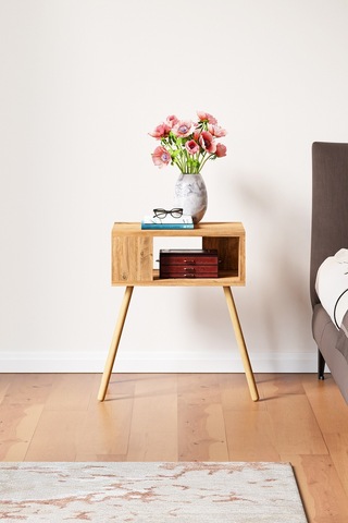 İntergo Ahşap Ayaklı Dekoratif Raflı Komodin Atlantik Çam