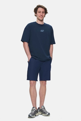 Ucla Sınclaır Lacivert Nakışlı Bisiklet Yaka Baskılı Standard Fit Erkek Tshirt Lacivert