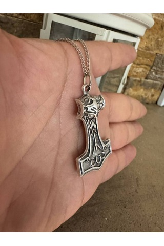 İskandinav Thor Figürlü Unisex Kolye 60 Cm Zincirli, Güç Ve Mitoloji Temalı Viking Tasarım Çok renkli