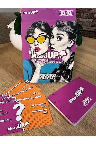 Moodup Kız Kıza Kart Oyunu 40 Adet Eğlenceli Soru Ve Görev Kartı Kız Arkadaşlarla Oyun Gecesi