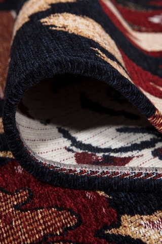 Kırmızı Renkli Afgan Tarzı Altı Kaymaz Yıkanabilir Şönil Kilim-487