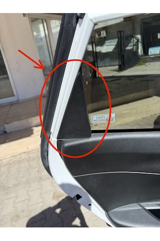 Hyundai İ20 / Bayon Arka Kapı Köşe Üçgen Kapağı Sağ Veya Sol Kapı Trim Köşe Parçası Oem 83931-q0000 Arka Sağ