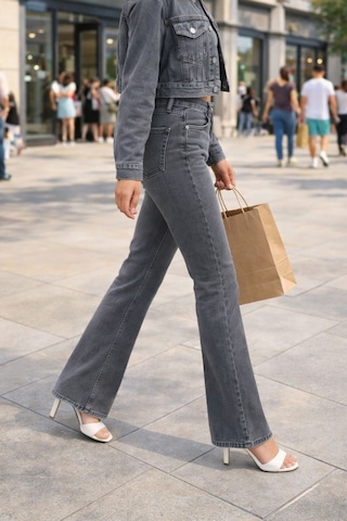Cedy Denim Cedy Denım Yüksek Kalite Kadın 5 Cep Düşük Bel İspanyol Paça Skinnyfit Esnek Jean Pantolon C619 Açık Gri