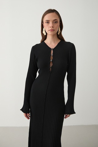 Siyah Düğme Detaylı Uzun Elbise - 1725 Kahverengi