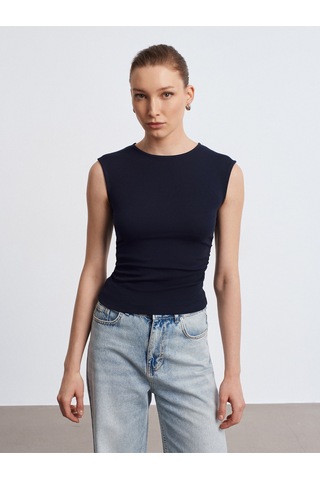 Dilvin Kadın Kenarları Büzgülü Lacivert T-shirt - 101a21054