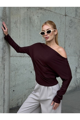 Kadın Kayık Yaka Full Esnek Asimetrik Kesim Comfort Spor Şık Tasarım Yumoş Bluz Kahverengi