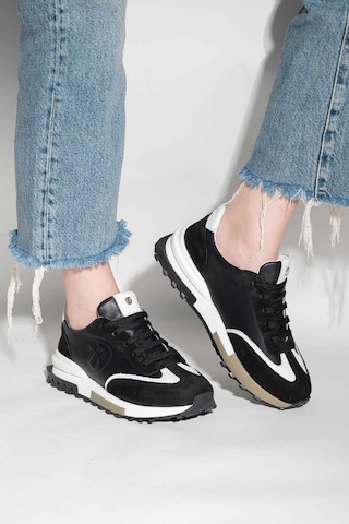 Bestello Bağcıklı Termo Taban Sneaker 101-24614-08 Kadın Ayakkabı Siyah