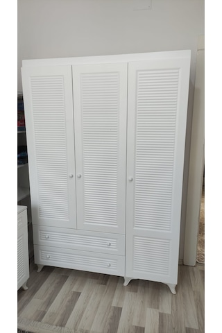 3 Kapaklı Beyaz Panjur Mdf Dolap Şık, Dayanıklı Ve Geniş Depola