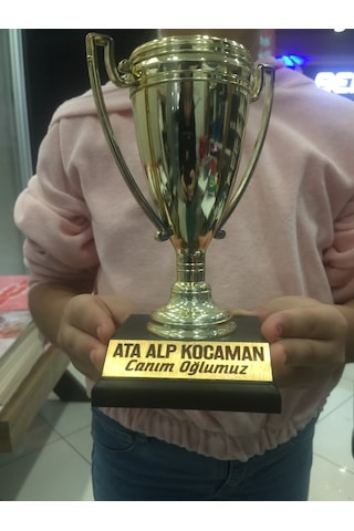 Kişiye Özel Büyük Boy Ödül Kupası Altın